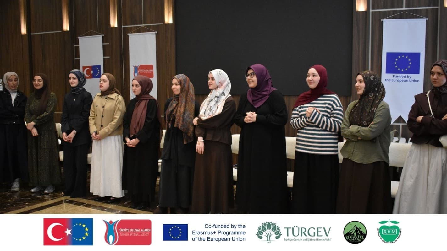 S.M.A.R.T. Projesi - Social Media and Responsible Thinking (1)