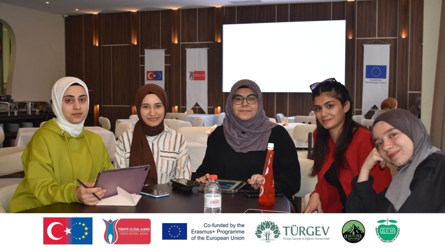 S.M.A.R.T. Projesi - Social Media and Responsible Thinking (3)