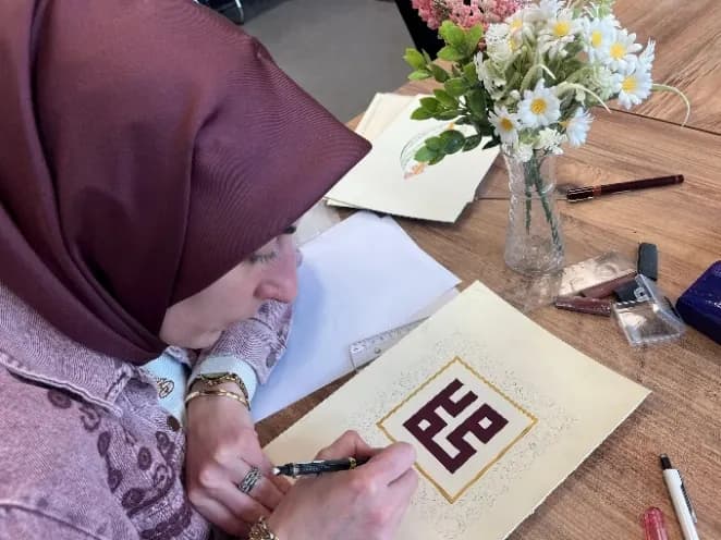GİF Konya tezhip atölyesi çalışması