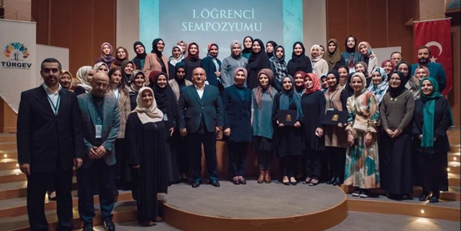 TÜRGEV AKADEMİ I. Öğrenci Sempozyumu Başarıyla Gerçekleşti haber görseli