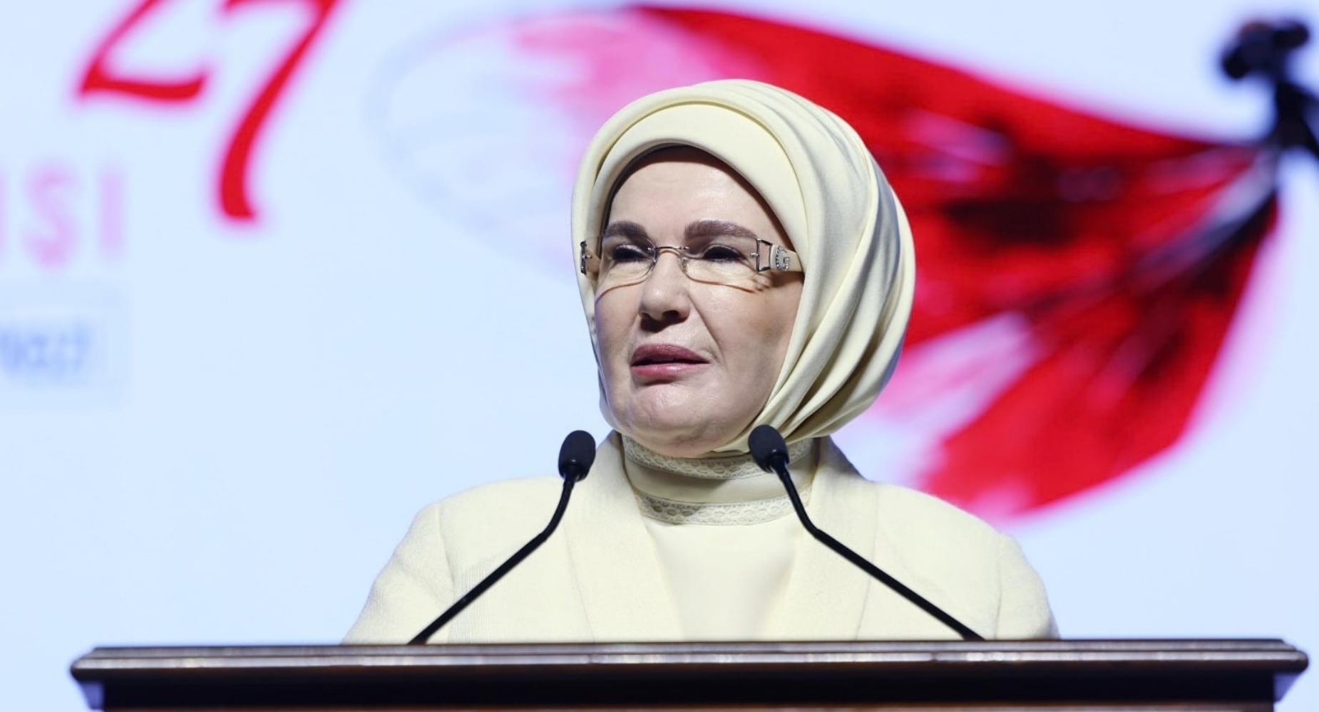 emıne erdogan