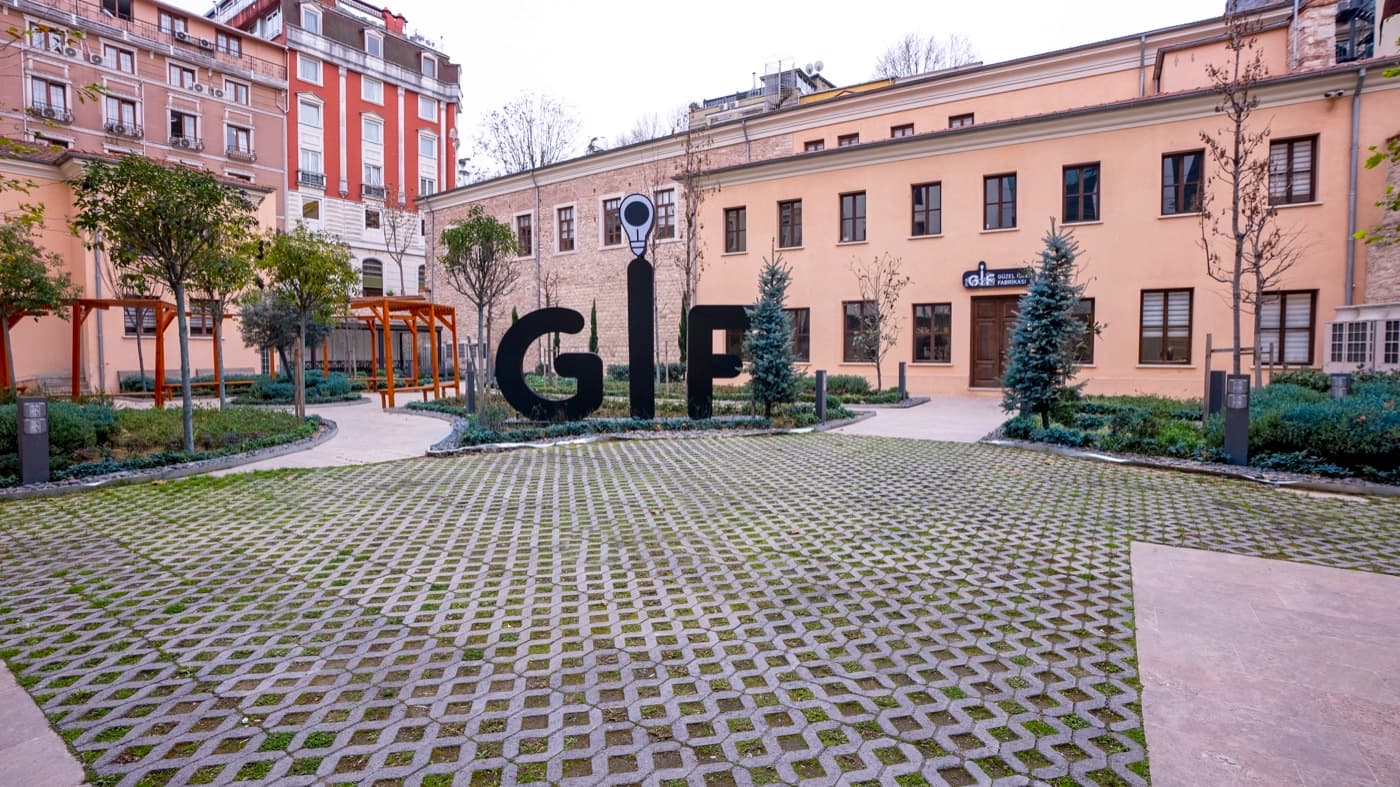 GİF Safveti Paşa yerleşkesi