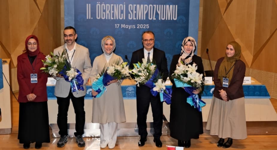 Bilgiye Anlam Katan Gençler TÜRGEV Akademi’de Bir Araya Geldi haber görseli